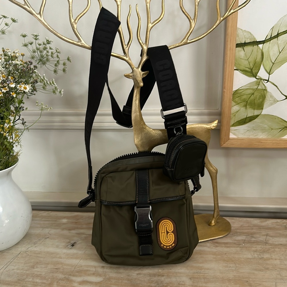 Coach Max Olive Green Nylon Crossbody Leather Pouch Phone Wallet Bag